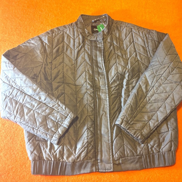 Only gray charcoal chevron pattern denim quilted jacket NWT - Picture 3 of 14